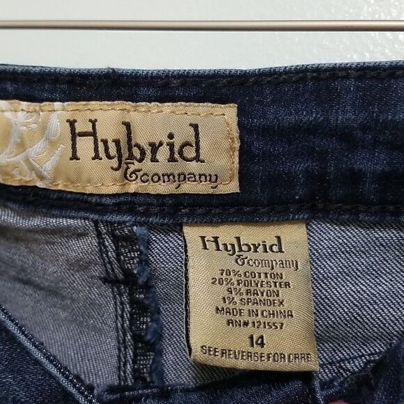 Hybrid & Co, distressed skinny Jean's. Size 14. - Picture 4 of 6